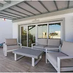 Tranquil 2br Private Heated Pool With Ocean Views & Cinema Villa