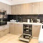 Tranquil 2br Private Heated Pool With Ocean Views & Cinema *
