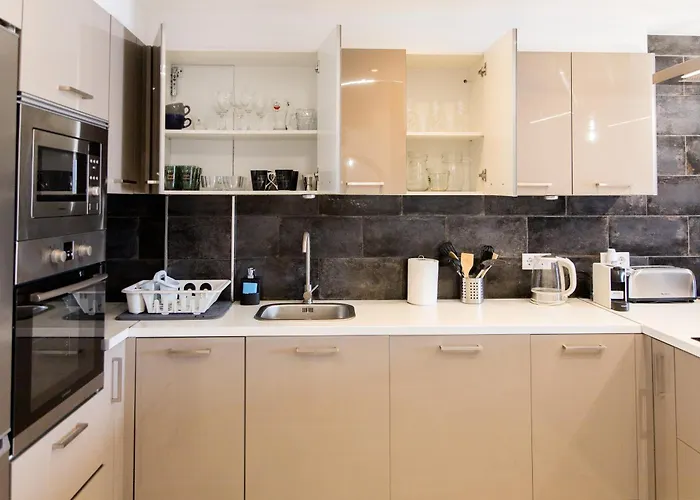 Tranquil 2br Private Heated Pool With Ocean Views & Cinema *