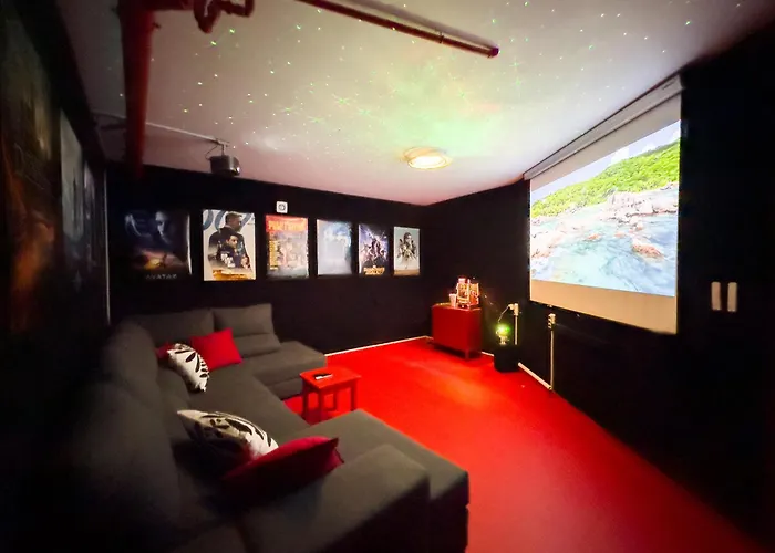 Tranquil 2br Private Heated Pool With Ocean Views & Cinema 别墅 *