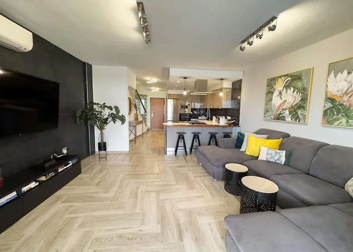 Tranquil 2br Private Heated Pool With Ocean Views & Cinema 卡亚俄萨尔瓦赫