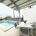 Tranquil 2Br Villa :Private Pool & Ocean Views Callao Salvaje