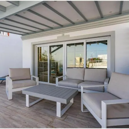 Modern 2br Private Heated Pool, Bbq, Aircon In Costa Adeje By Aqua Vista Tenerife Villa