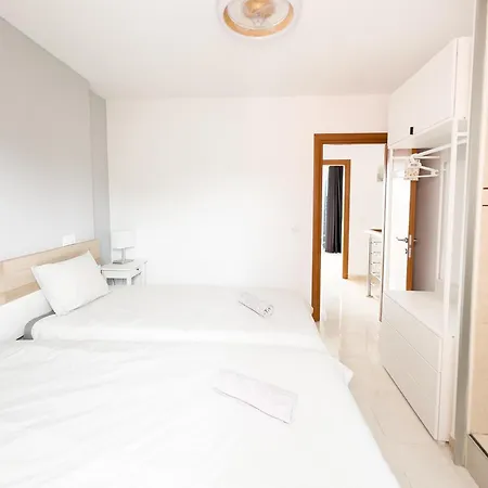 Modern 2br Private Heated Pool, Bbq, Aircon In Costa Adeje By Aqua Vista Tenerife Villa