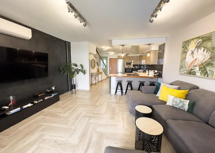 Villa Tranquil 2br Private Heated Pool With Ocean Views & Cinema