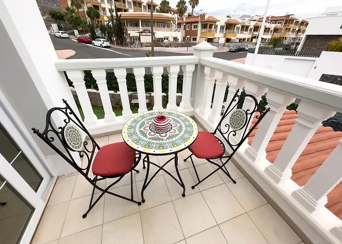 Tranquil 2br Private Heated Pool With Ocean Views & Cinema